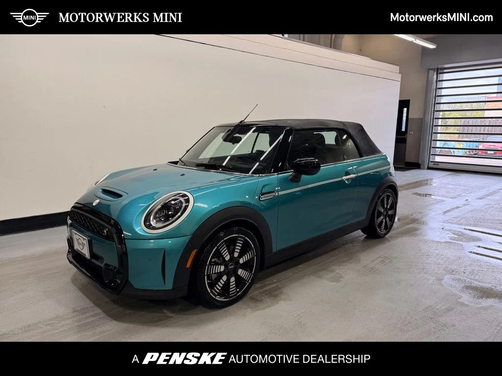 2024 MINI Convertible Cooper S's photo