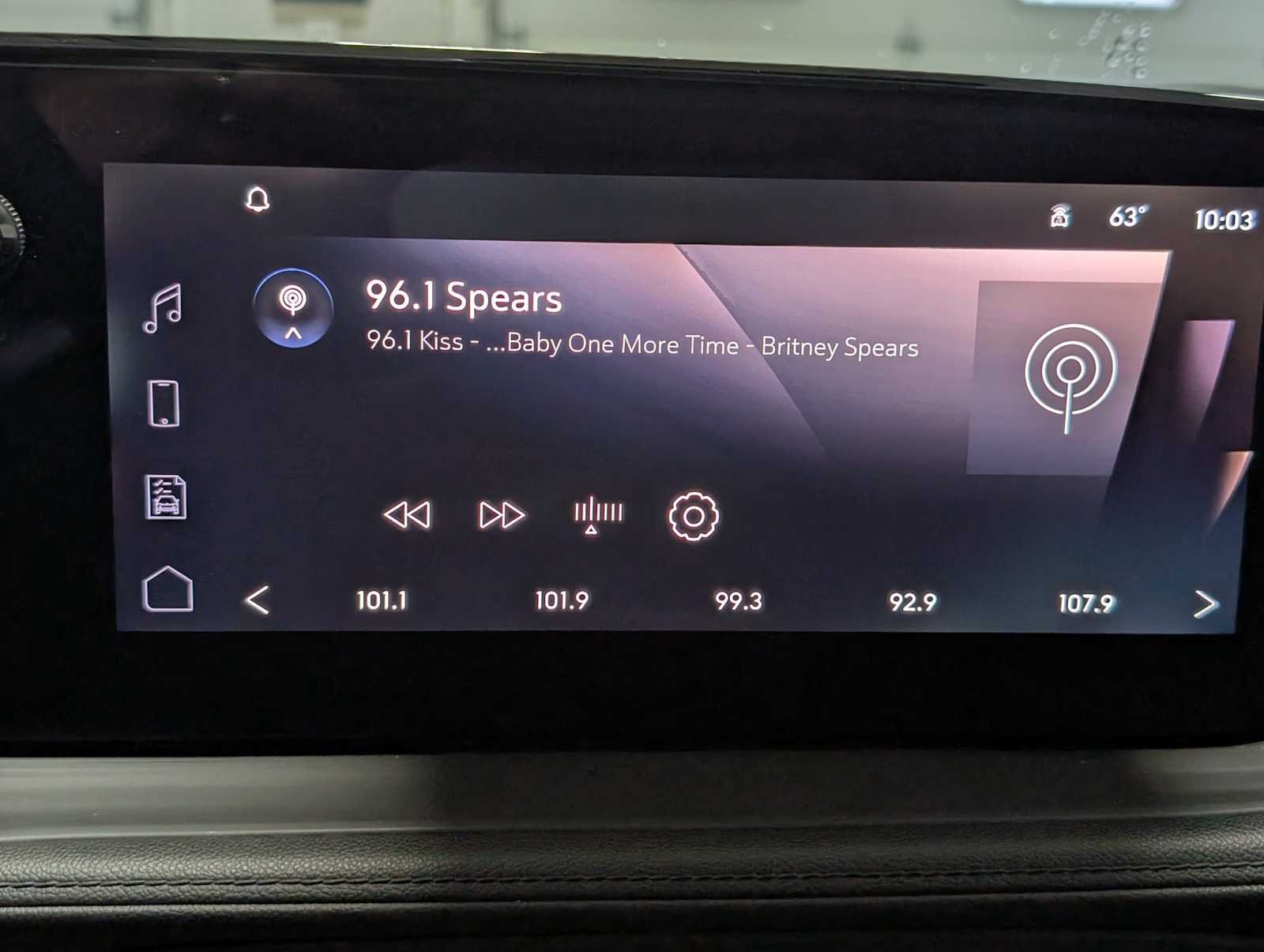 Used 2024 Moonstone Gray Metallic Buick Preferred image 23