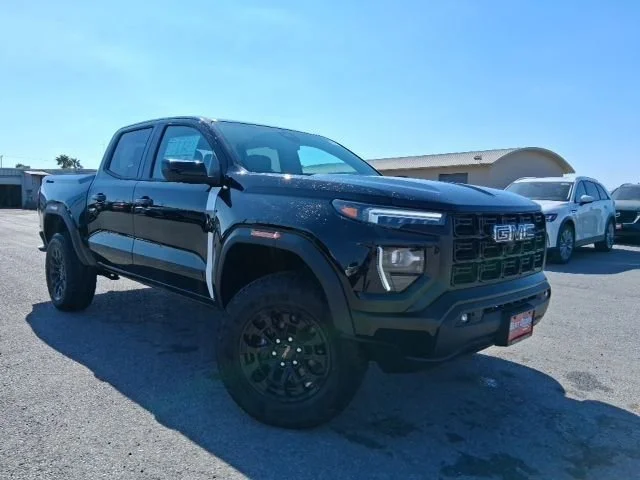 2026 GMC Canyon 2WD Elevation Crew Cab Short Box's photo