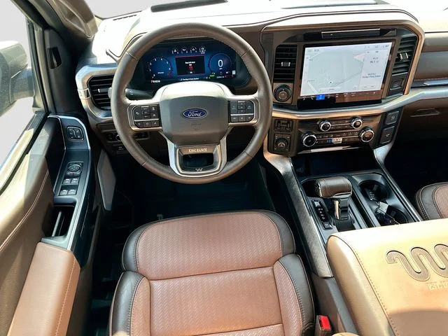 Used 2025 Gray Ford King Ranch image 22