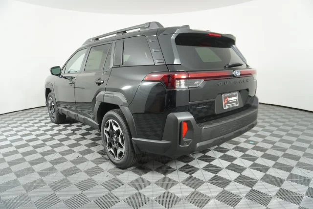 New 2026 CRYSTAL BLACK SILICA Subaru Touring image 5