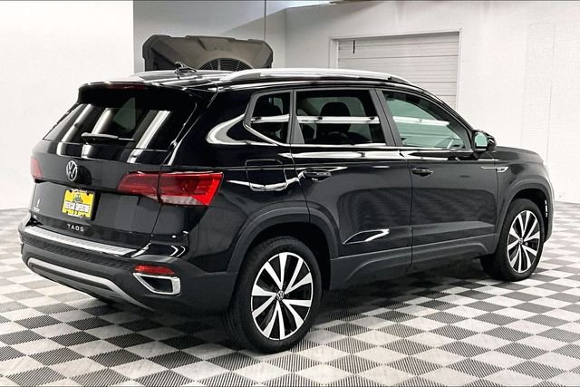 2023 Volkswagen Taos SE - Photo 13