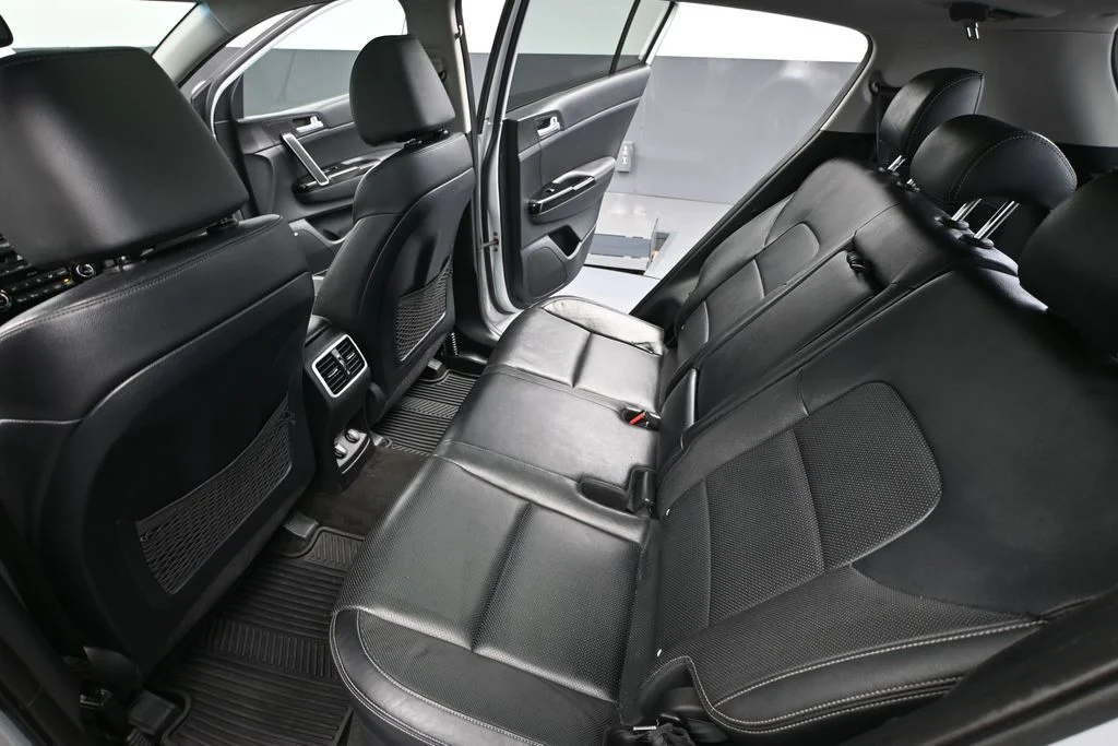 Used 2019 Silver Kia SX image 38
