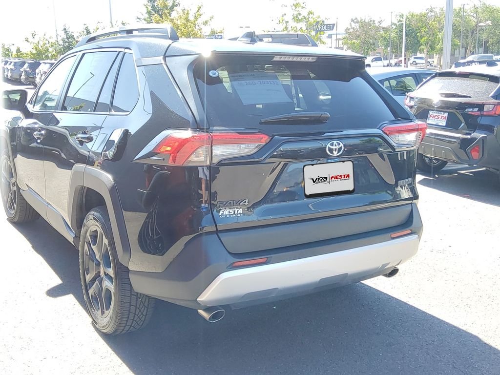 Used 2024  Toyota Adventure image 25