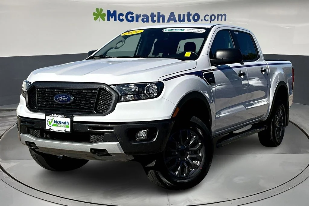 Used 2021 White Ford XLT image 3