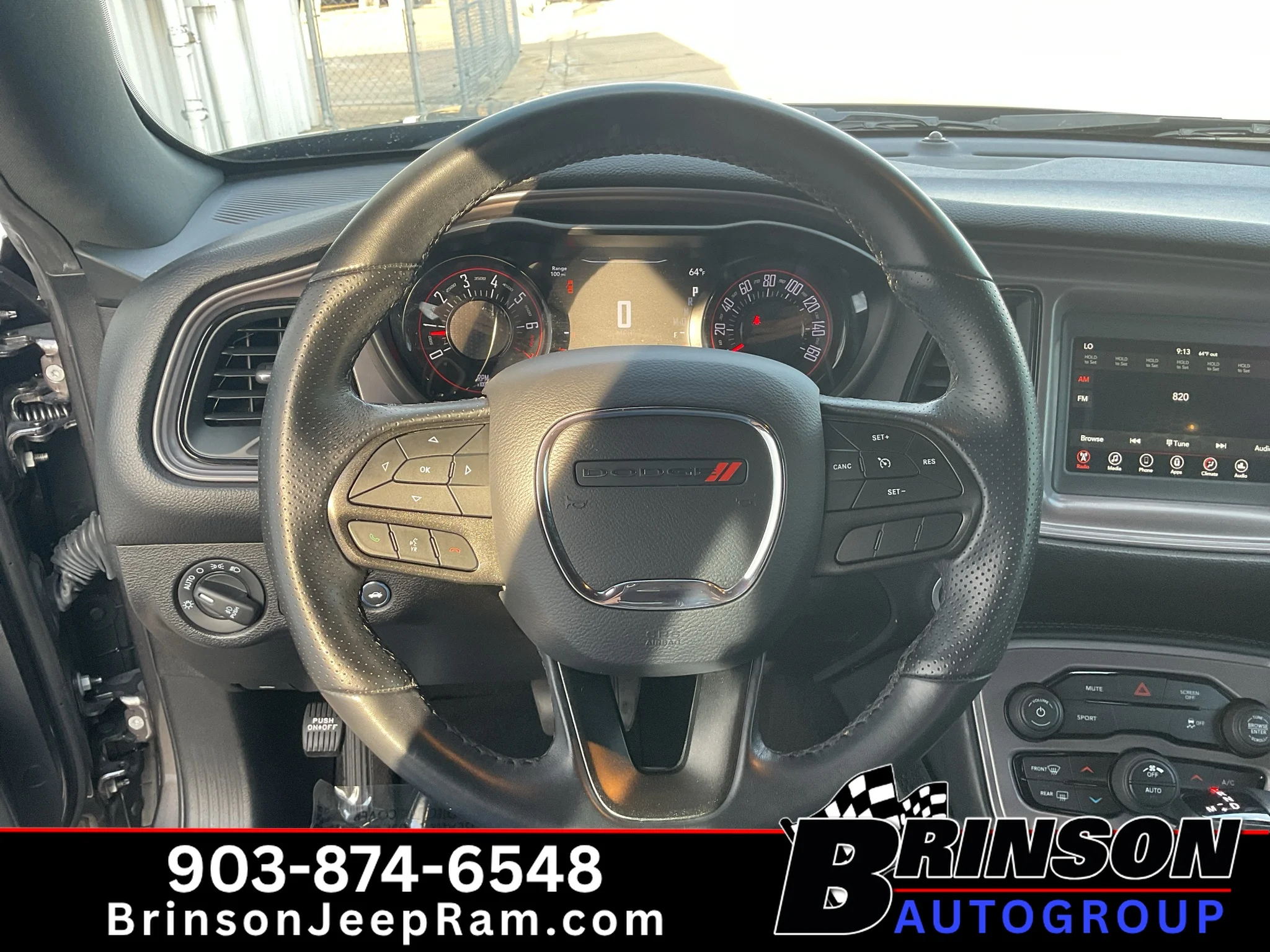 Used 2023 Granite Pearlcoat Dodge SXT image 27