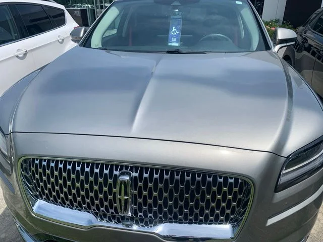 Used 2023 Beige Lincoln Reserve image 1