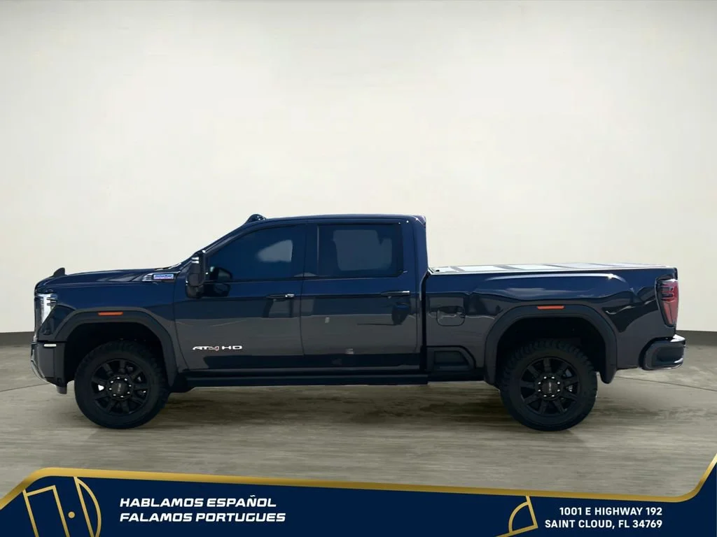 Used 2025 Titanium Rush Metallic GMC AT4 image 3
