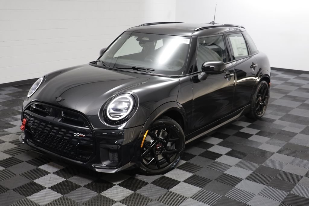 New 2026 Midnight Black MINI Iconic image 2