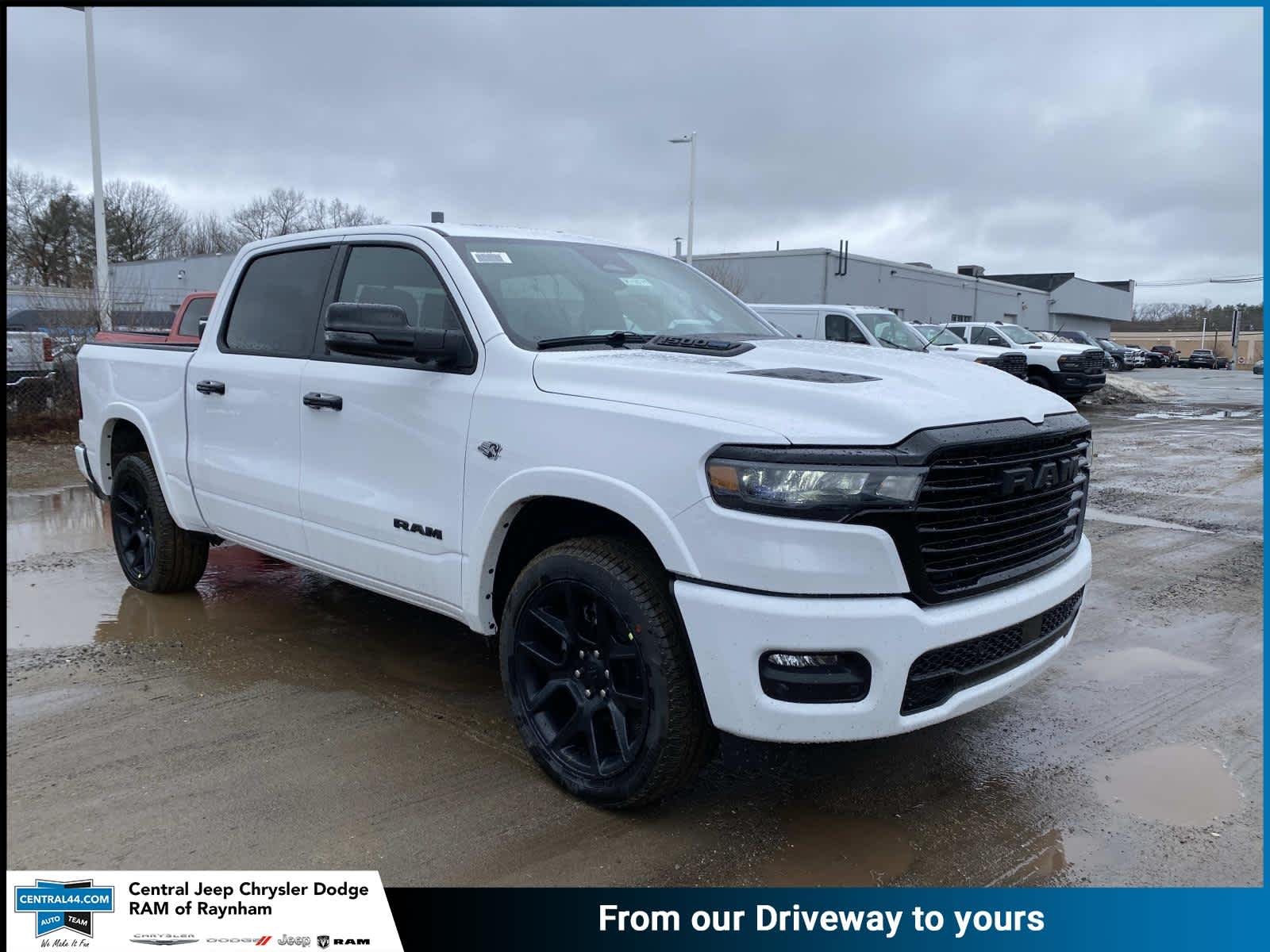 2026 RAM 1500 Laramie 4x4 Crew Cab 5'7's photo