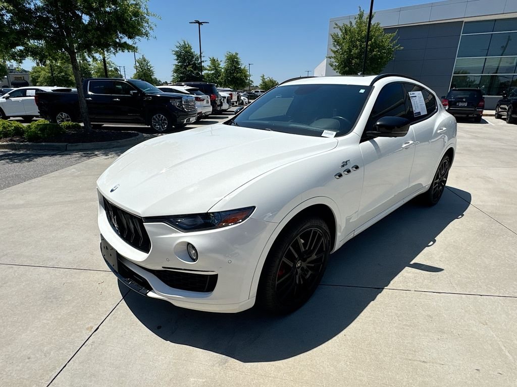 Used 2022  Maserati GT image 5