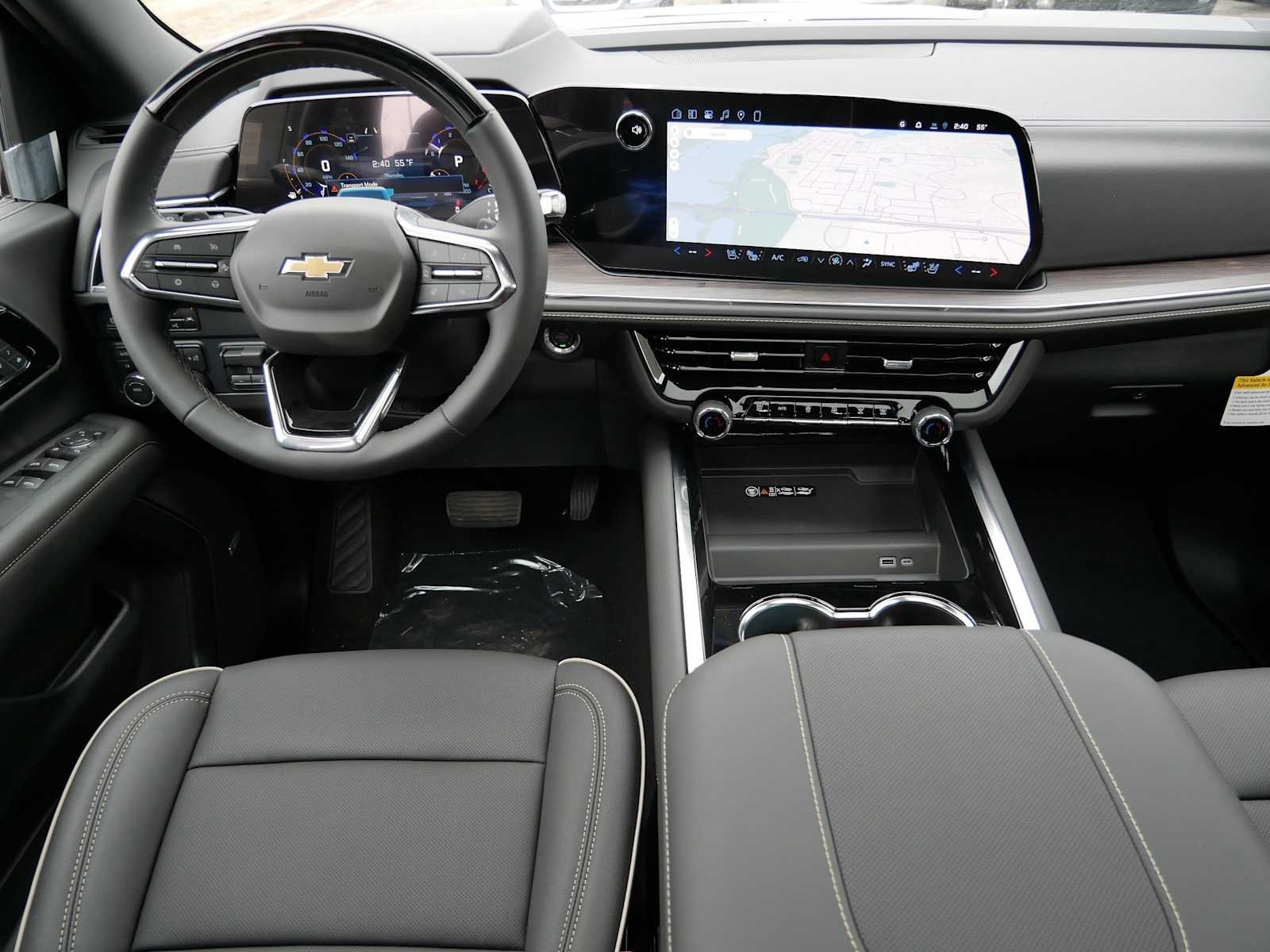 2026 Chevrolet Suburban Premier - Photo 14