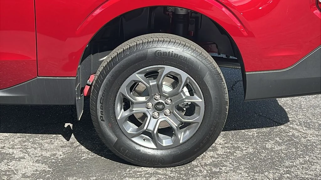 New 2026 Ruby Red Metallic Tinted Clearcoat Ford XLT image 6