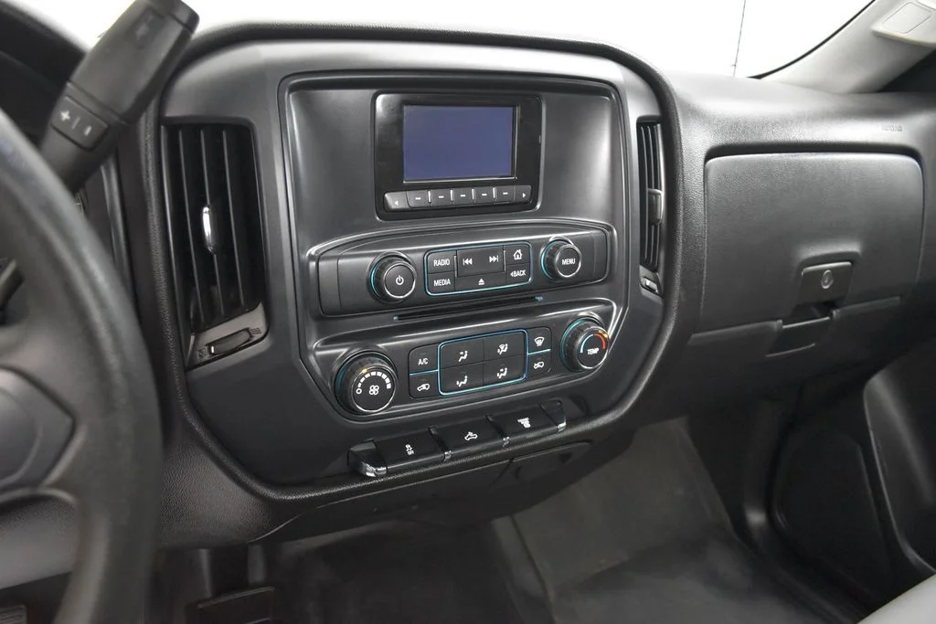 Used 2015 Summit White Chevrolet Work Truck image 12