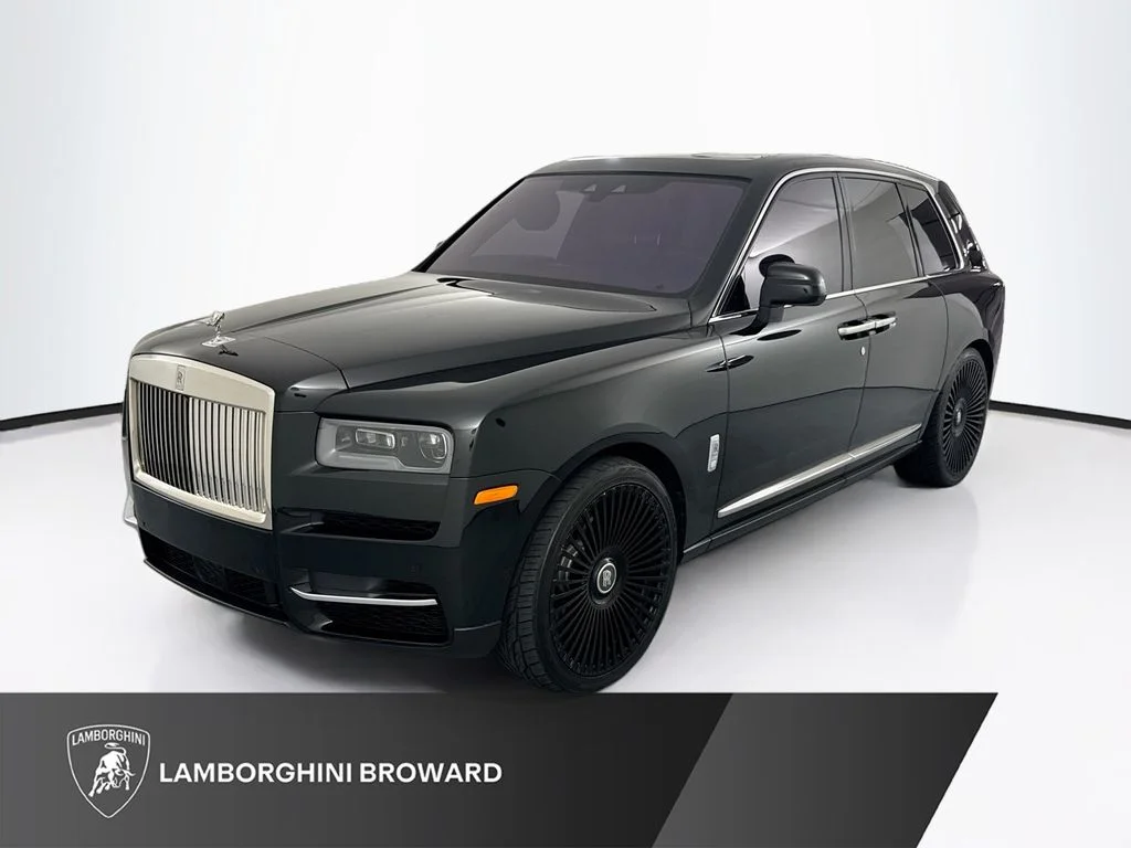 2022 Rolls-Royce Cullinan -'s photo