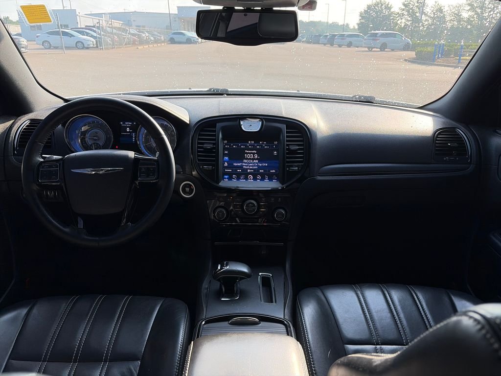 Used 2014 Ivory Chrysler S image 13