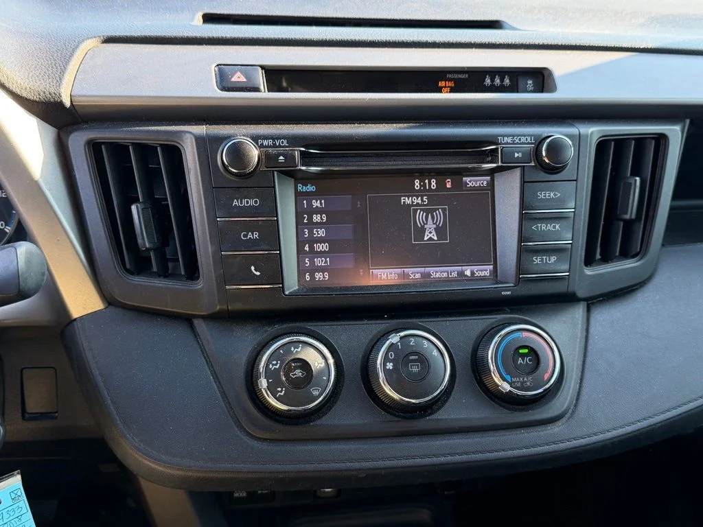 Used 2018 Red Toyota LE image 20