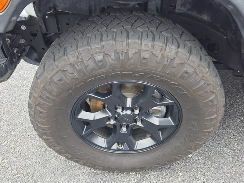 Used 2019 Bright White Clearcoat Jeep Moab image 18