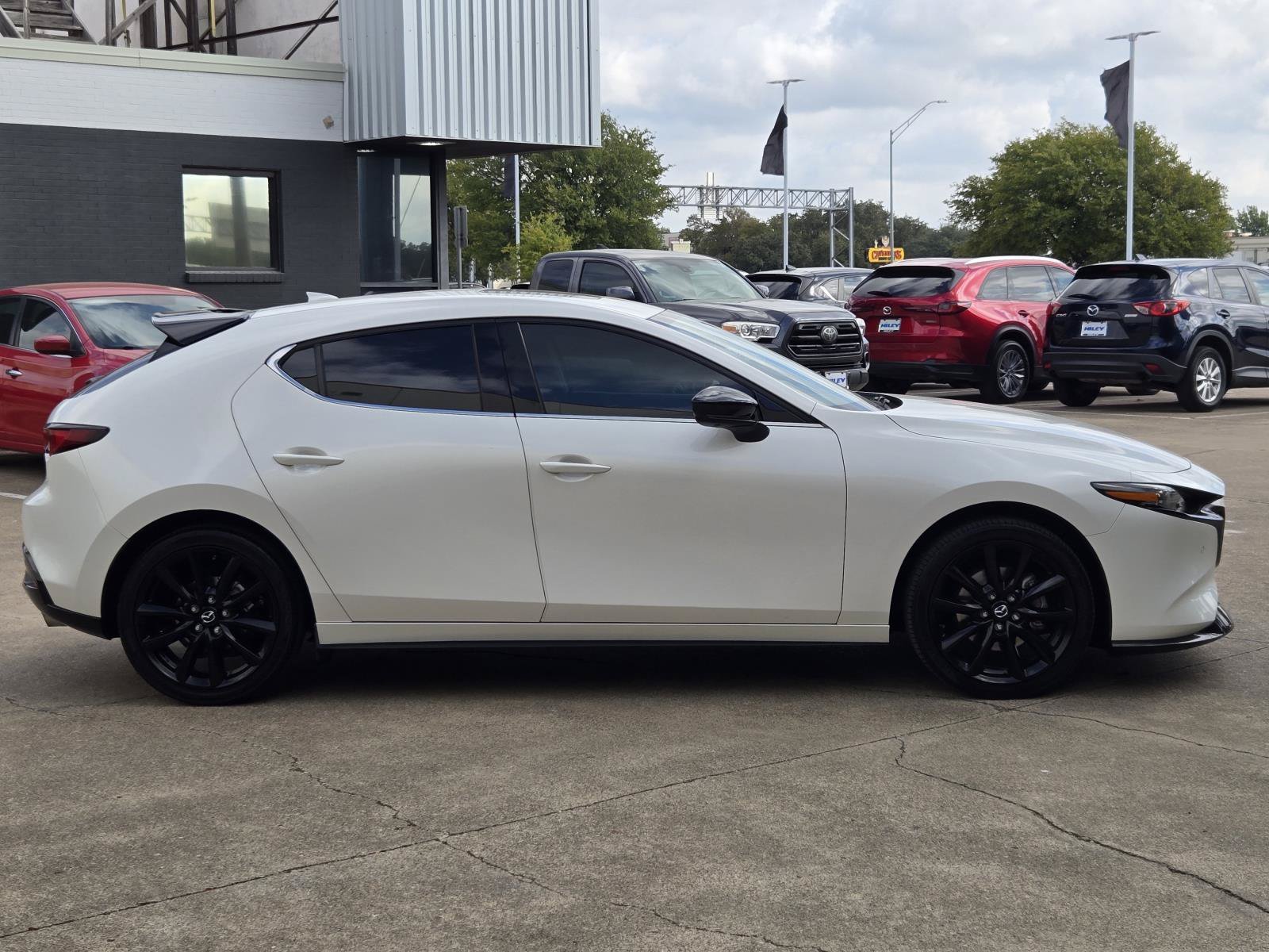 Certified Used 2024 Snowflake White Pearl Mazda 2.5 Turbo Premium Plus Package image 10
