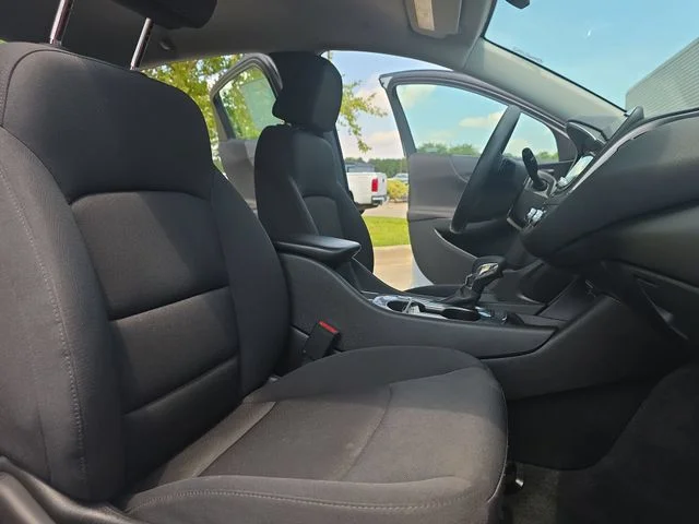 Used 2023 White Chevrolet LS image 11