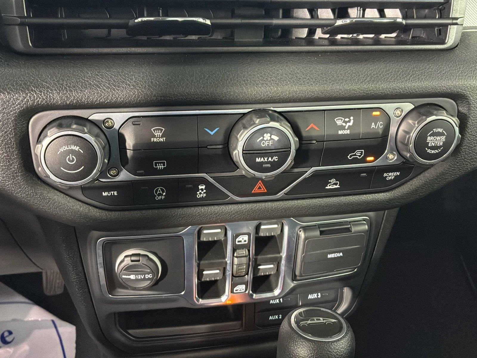 Used 2024 Anvil Clear Coat Jeep Nighthawk image 34