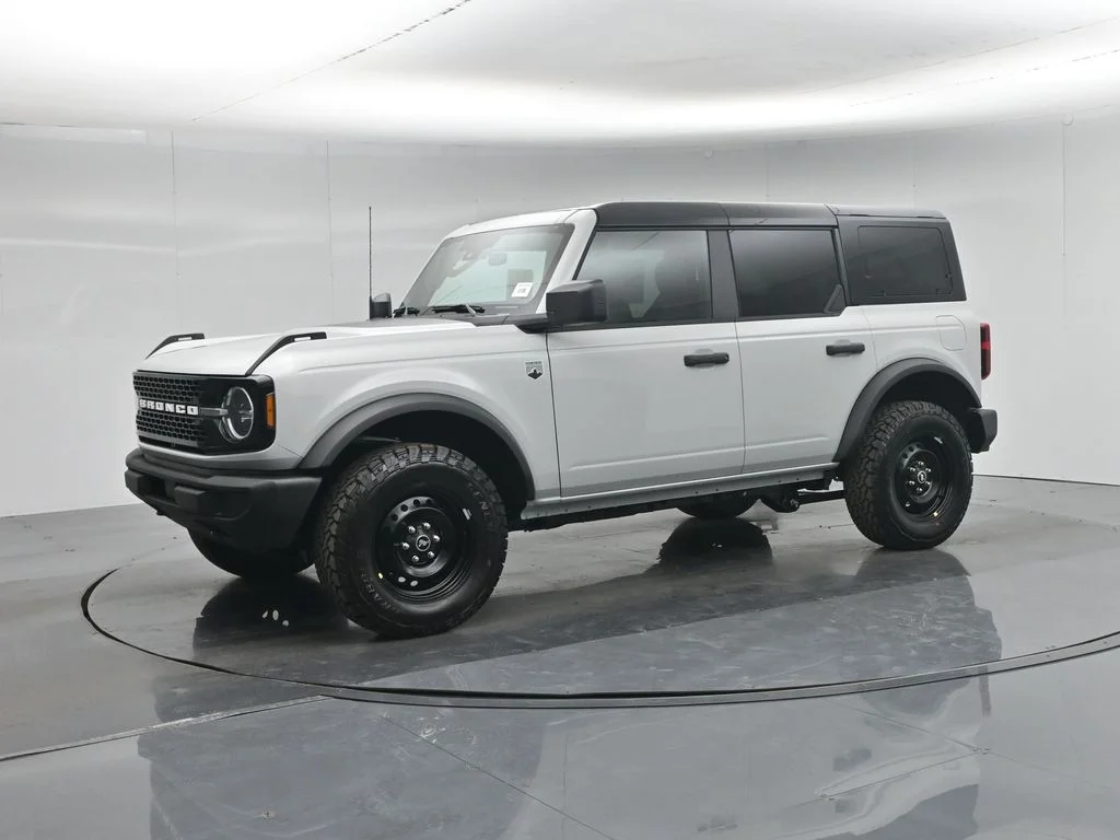 New 2026 Avalanche Gray Ford Big Bend image 25