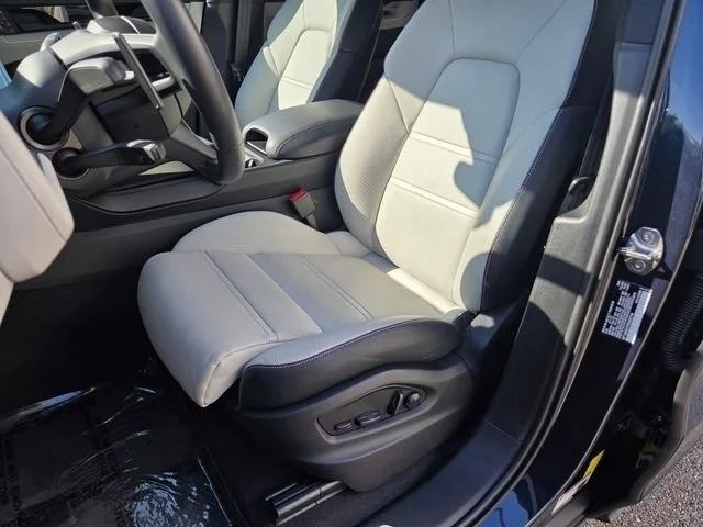 2025 Porsche Cayenne S E-Hybrid - Photo 6