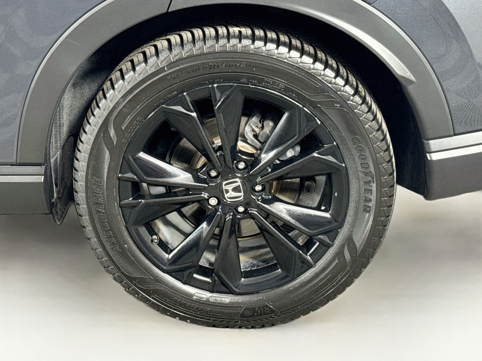 Used 2025 Meteorite Gray Metallic Honda Sport Touring image 9