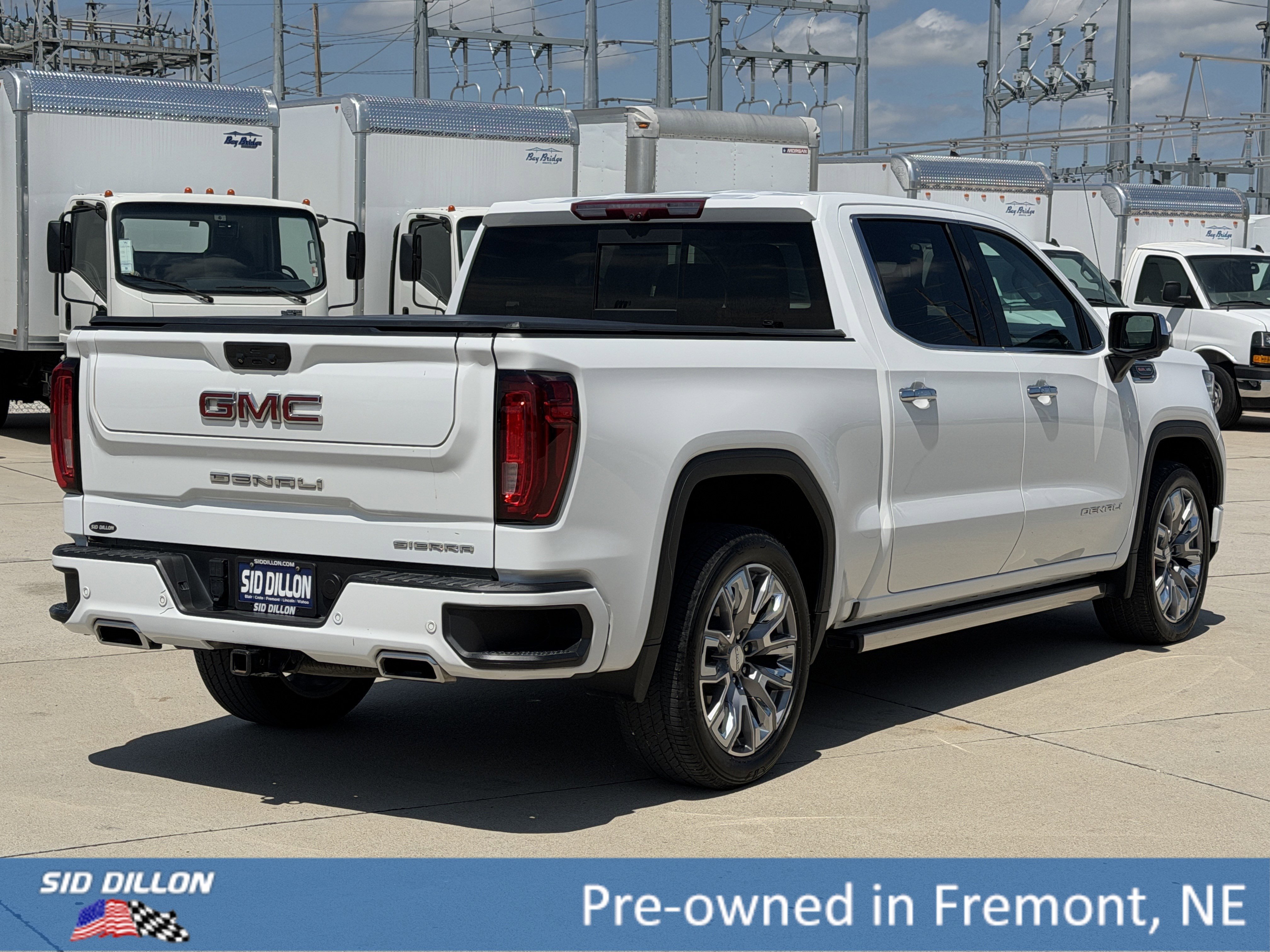 Used 2023 Summit White GMC Denali image 4