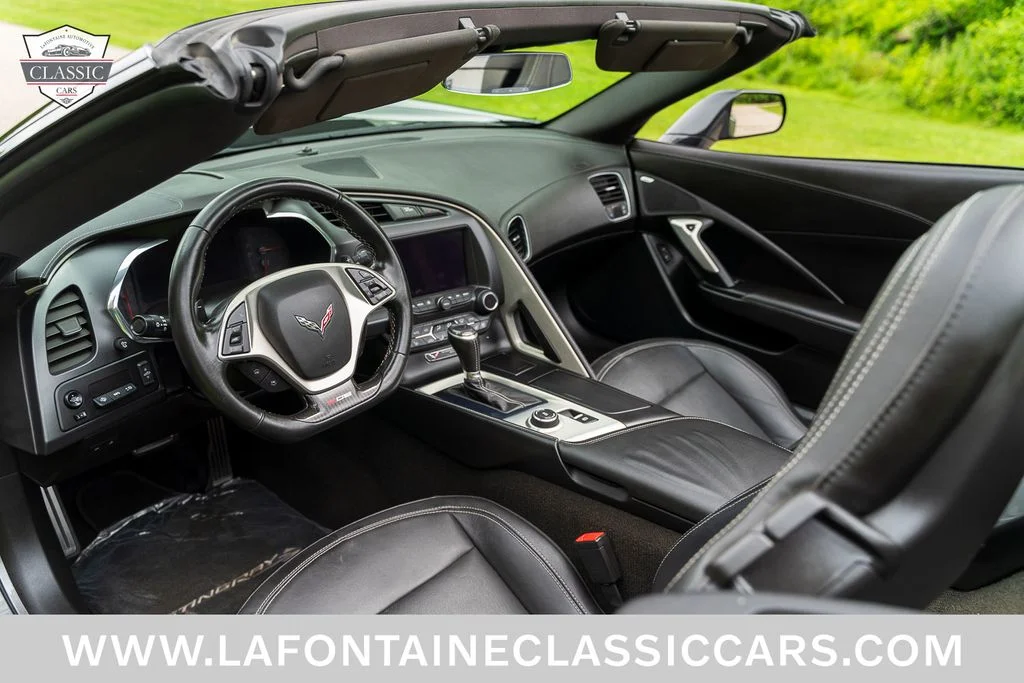 Used 2015 Gray Chevrolet Z06 image 3