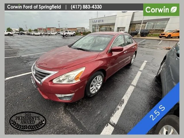 Used 2013 Red Nissan 2.5 S image 1