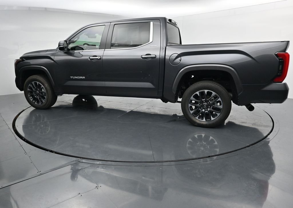 Used 2026  Toyota Limited image 5