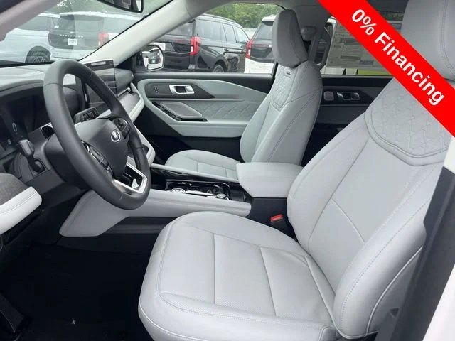 New 2026 White Ford Platinum image 11