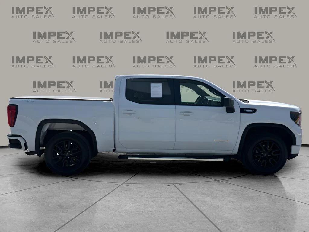 Used 2025 White GMC Elevation image 6