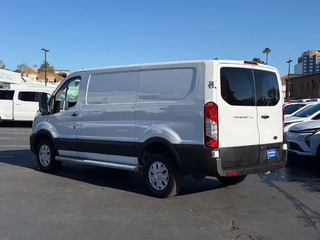 Used 2025 White Ford T250 image 6