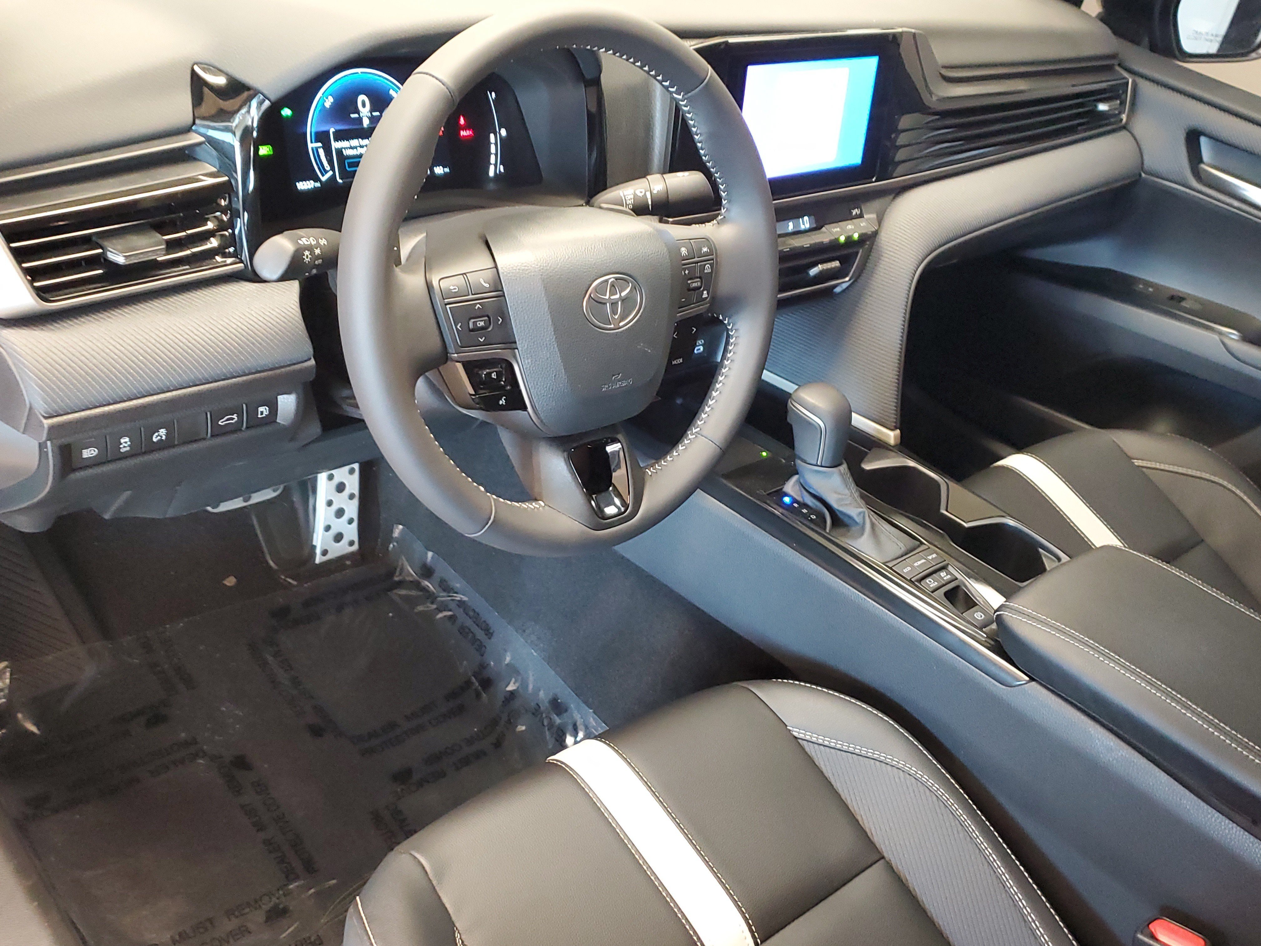 Used 2026 Heavy Metal Toyota SE image 19