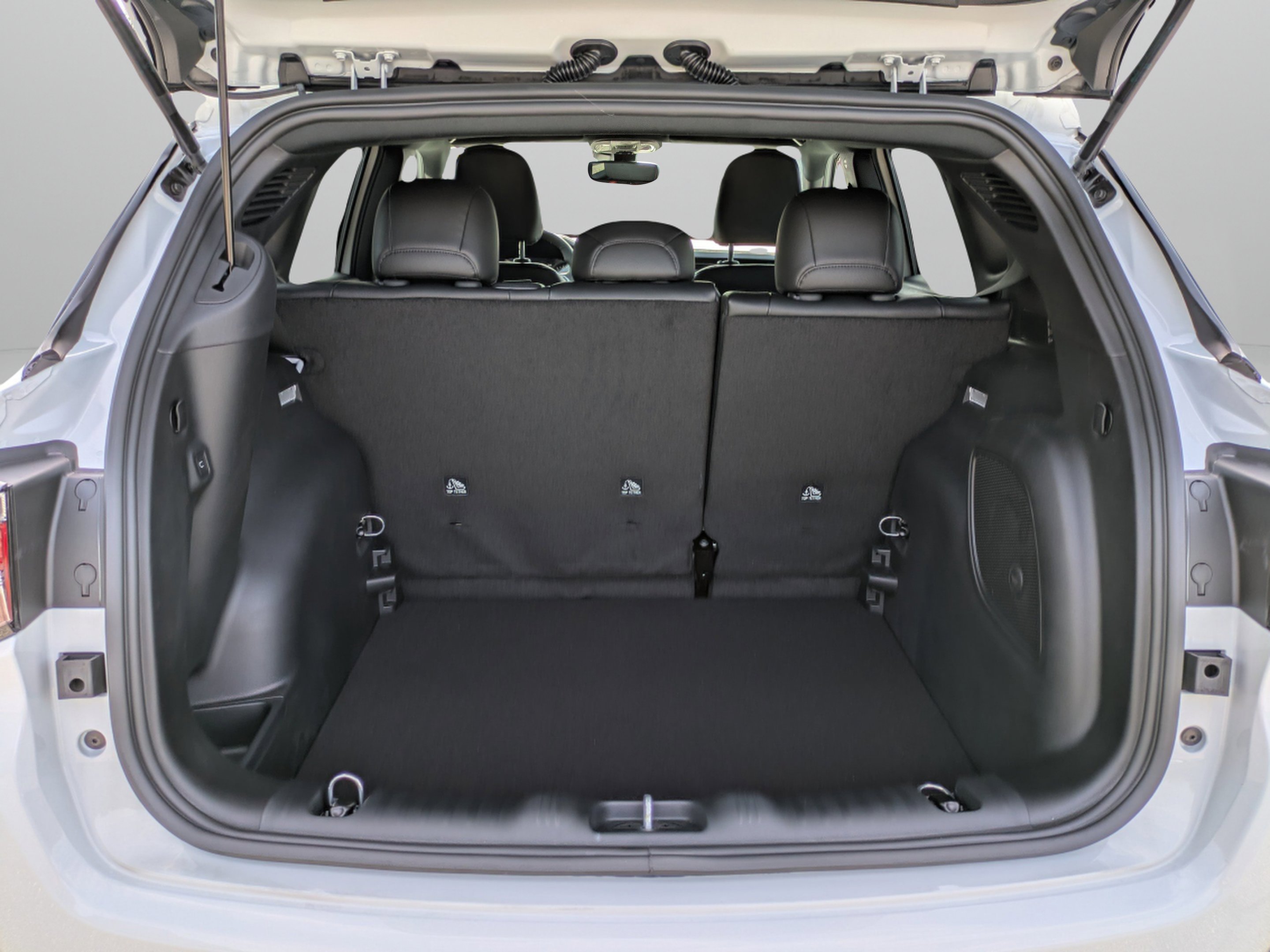 New 2026 Bright White Clearcoat Jeep Latitude Altitude image 9