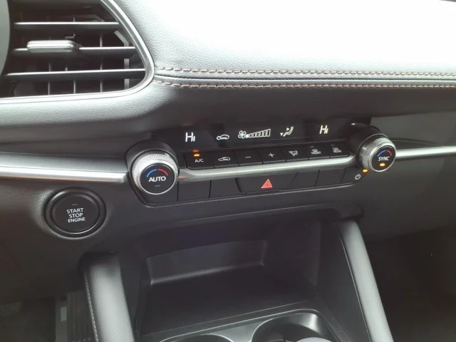 2026 Mazda Mazda3 Select Sport - Photo 18