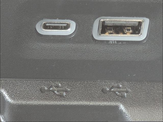 2026 GMC Yukon Denali - Photo 30