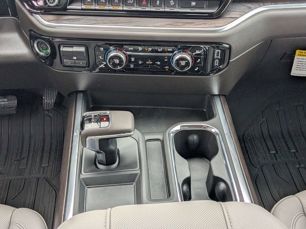 2026 GMC Sierra 1500 SLT - Photo 18