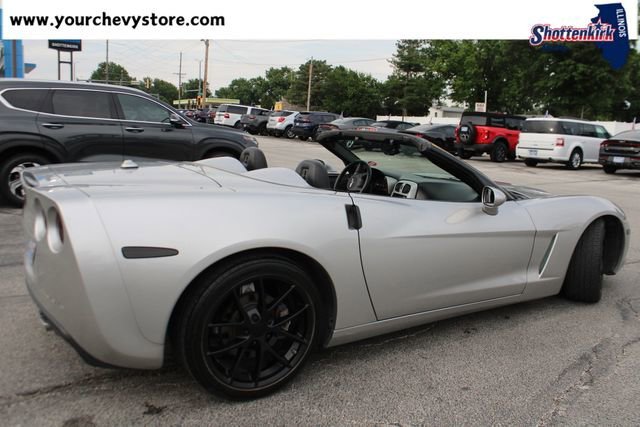 Used 2005 Machine Silver Metallic Chevrolet BASE image 14