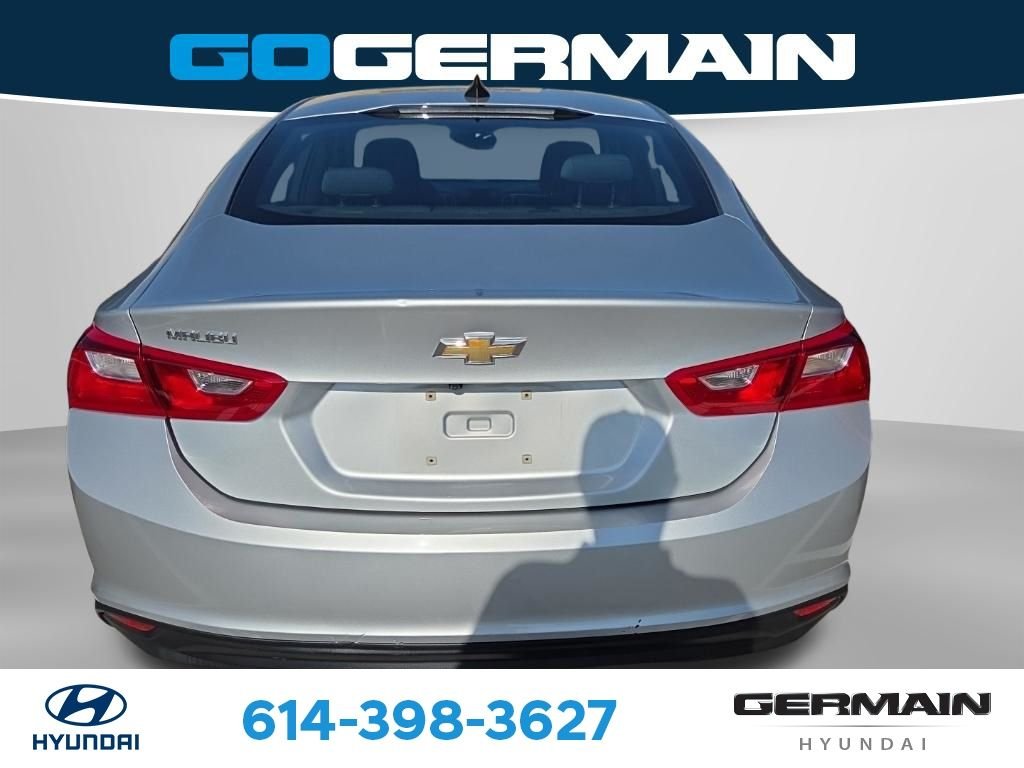 Used 2022 Silver Chevrolet LS image 8