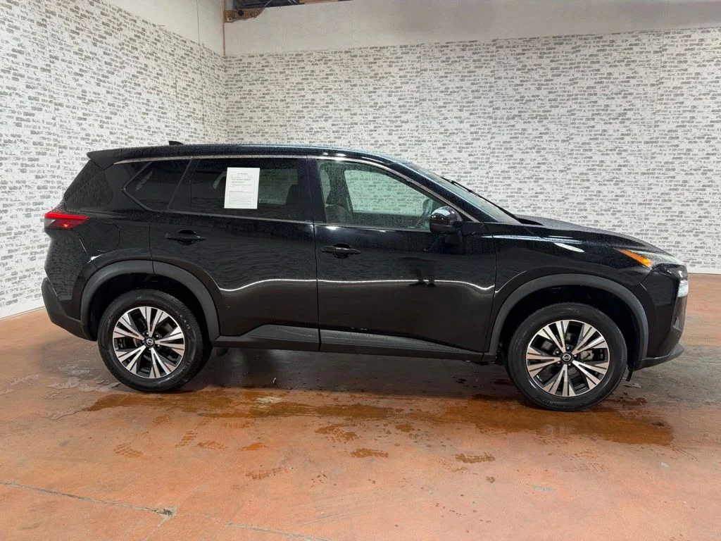 Used 2021 Super Black Nissan SV image 6
