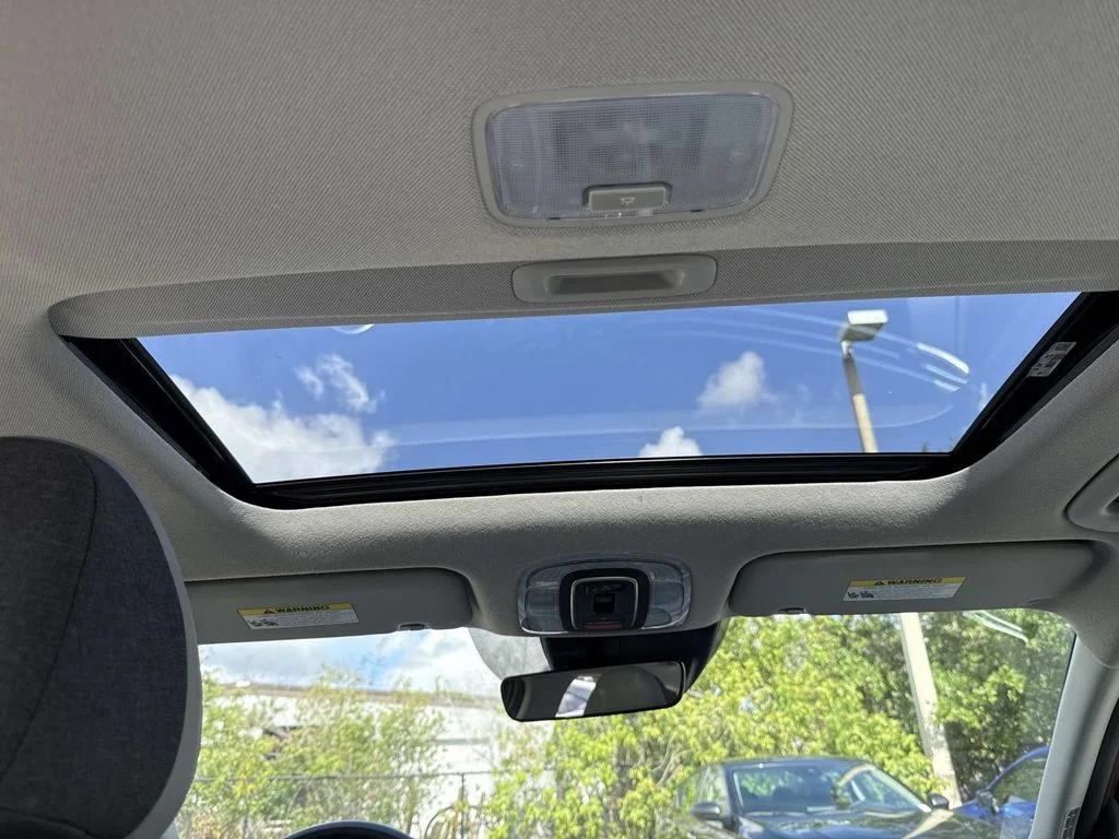 Used 2024 Red Hyundai Limited image 19