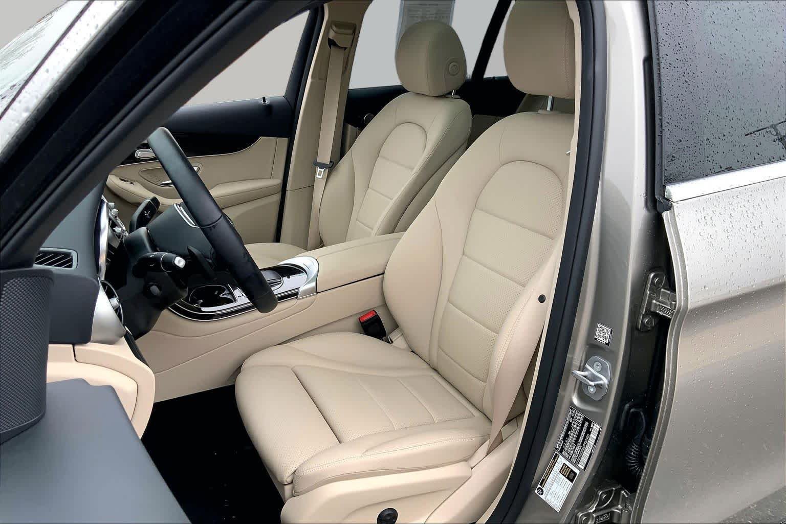 Certified Pre-Owned 2021 Mercedes-Benz GLC 300