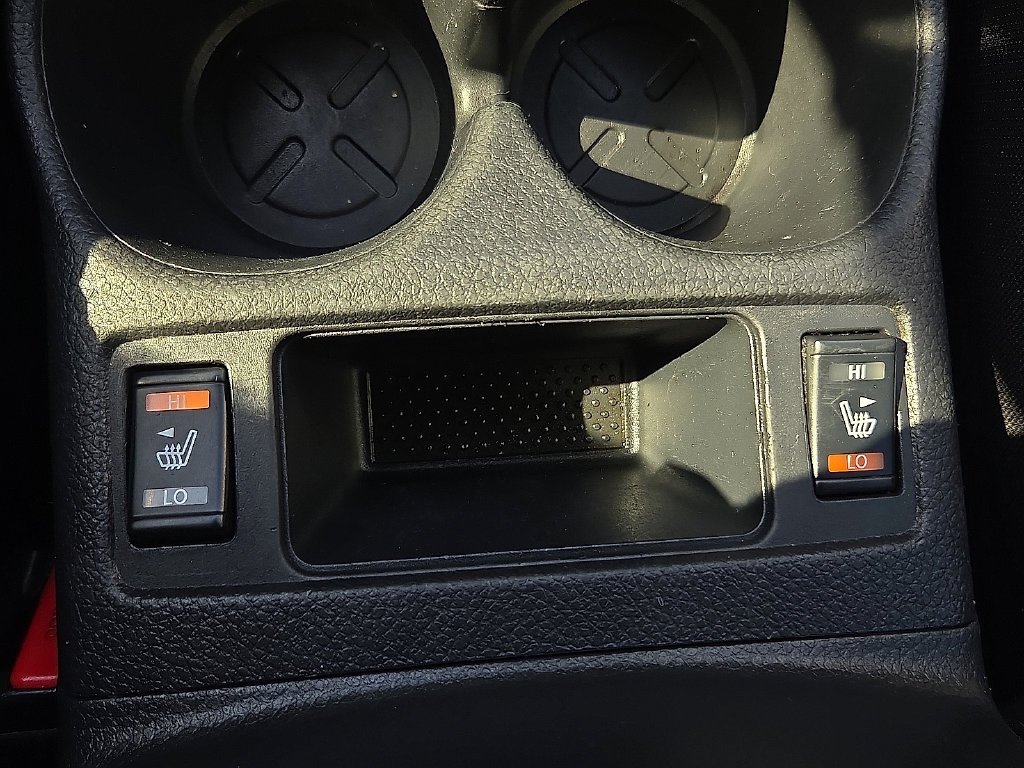 Used 2019 Silver Nissan SL image 17
