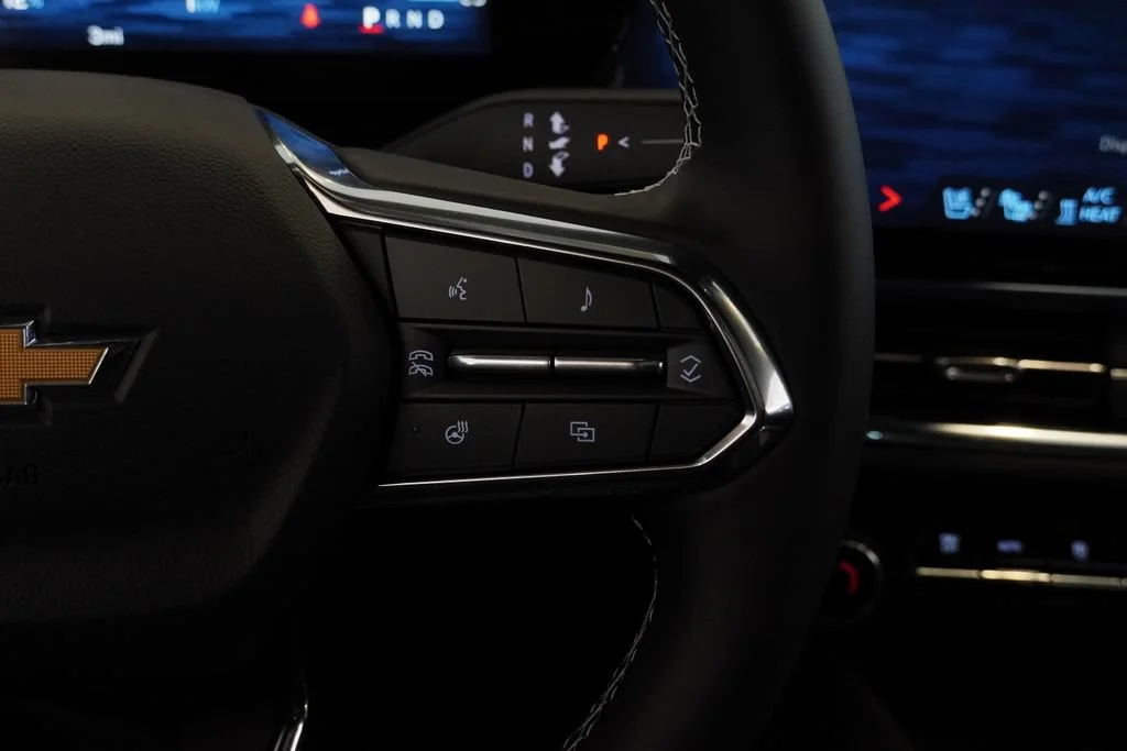 New 2026 Summit White Chevrolet LT image 20