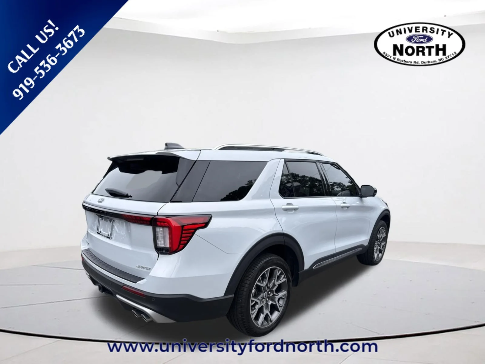 Used 2025 Space White Metallic Ford Platinum image 7