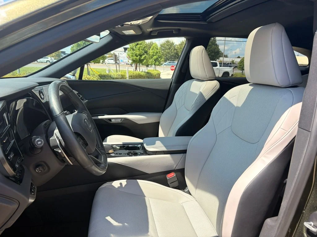 Used 2024 Green Lexus 350 Premium image 13
