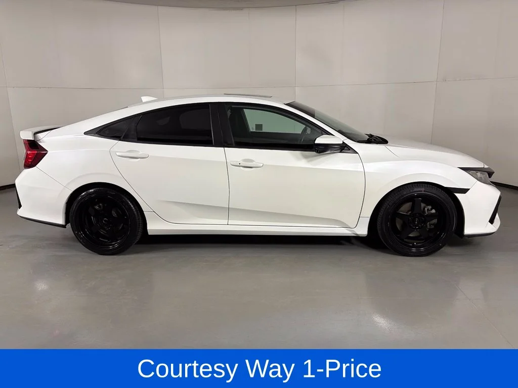 Used 2018 White Honda Si image 11